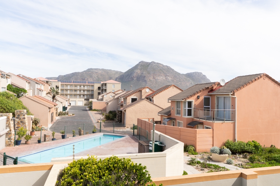 2 Bedroom Property for Sale in Muizenberg Western Cape